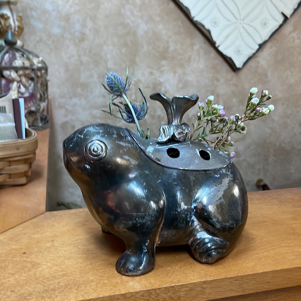 Vintage Silver Tone Frog Floral Frog - Picture 4 of 12